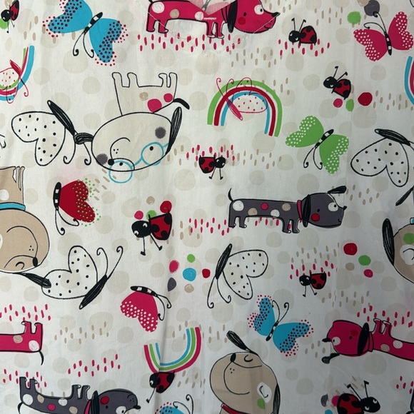 Women’s Scrub Top - Picture 3 of 3